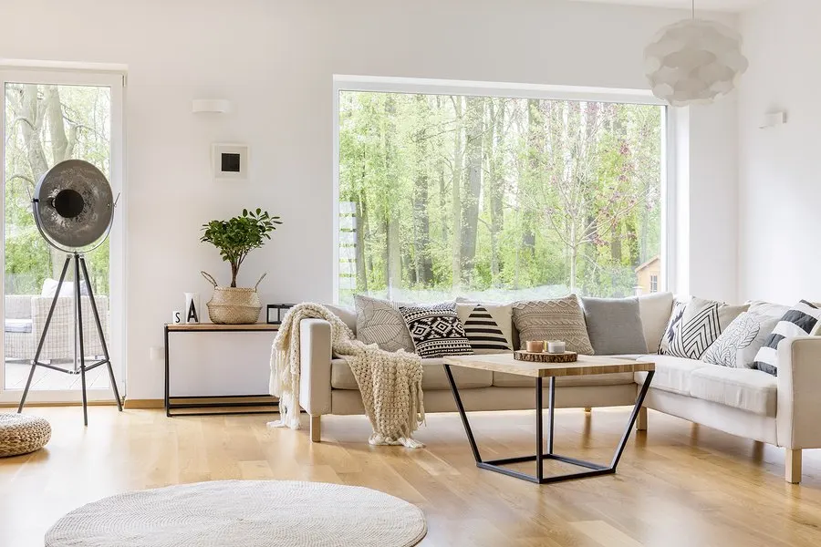 Delco windows interior