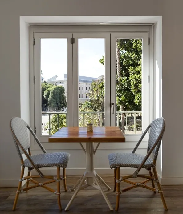 Top Trends in Window Design for 2025: Insights from Toronto’s Leading Manufacturer