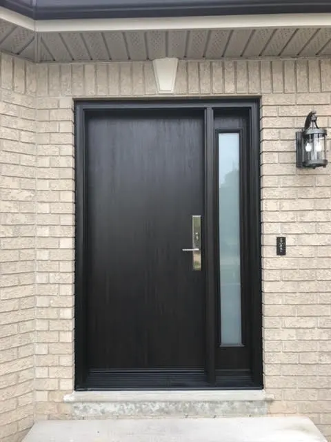 fiberglass-doors-installation-toronto-privacy-sidelight-2