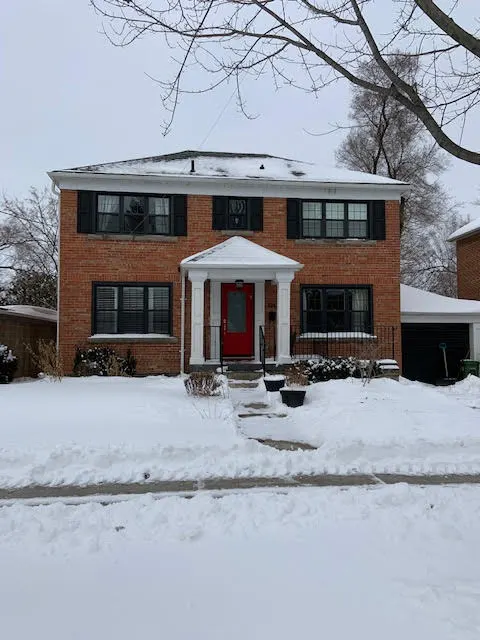 vinyl-windows-replacement-toronto-colonial-snow