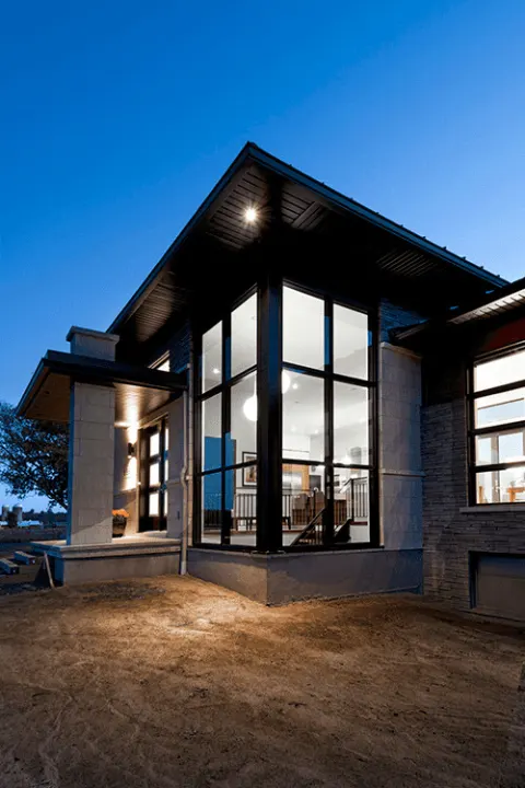 aluminum-windows-corner-view