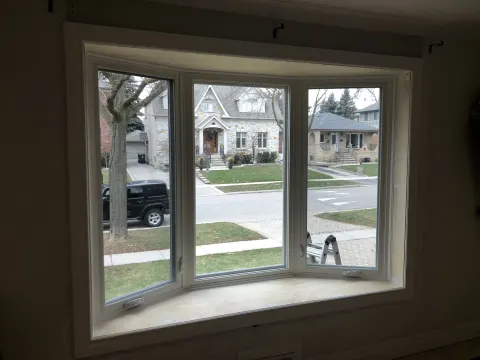 Toronto-bay-window