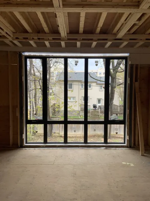 aluminum-windows-Toronto-wall
