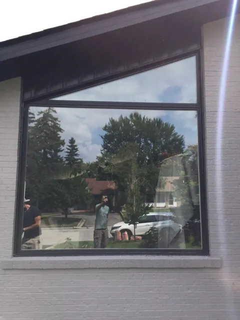 vinyl-windows-replacement-toronto-geometric