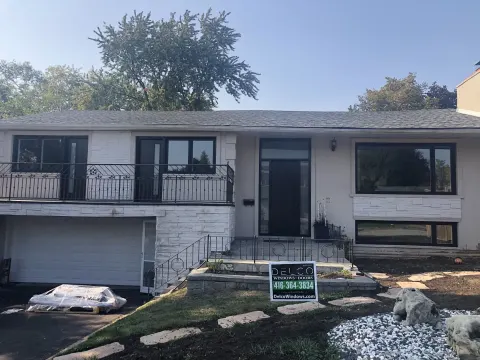 vinyl-windows-replacement-toronto-split -level