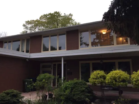 vinyl-windows-replacement-toronto-second storey