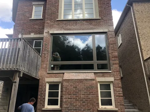 vinyl-windows-replacement-toronto-three-storey